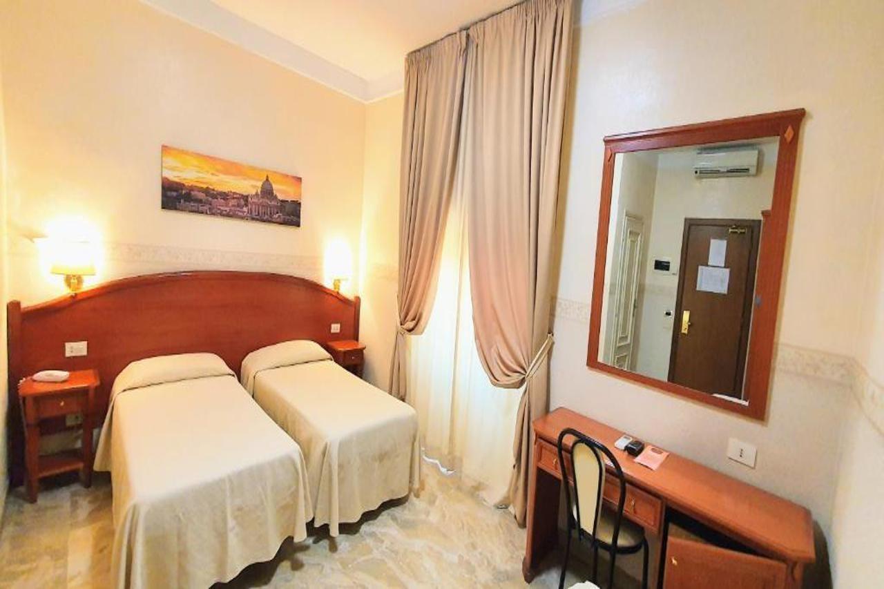Hotel Orazia Rome Exterior photo