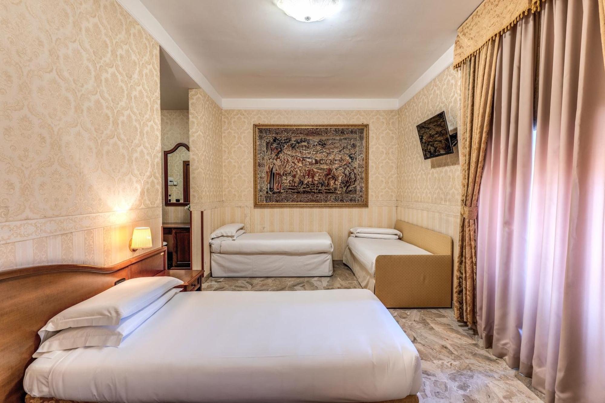 Hotel Orazia Rome Exterior photo